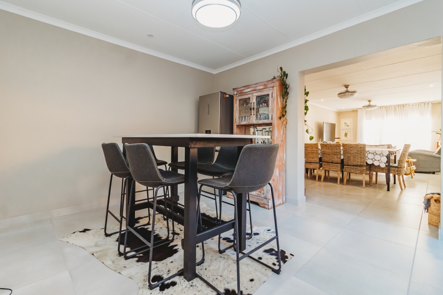 3 Bedroom Property for Sale in Heather Park Western Cape